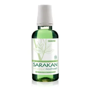 Sarakan anti-plaque mouthwash bottle, alcohol-free, with Salvadora persica extract.