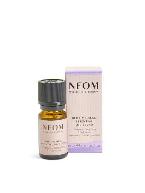 Neom Bedtime Hero essential oil blend, 10ml bottle and box. Chamomile, Ylang Ylang, Cedarwood.