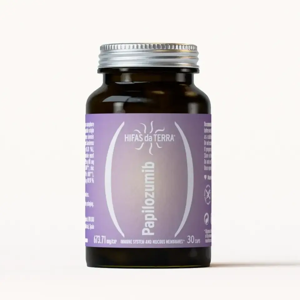 Hifas da Terra Papilozumib supplement bottle with purple label, 30 capsules.