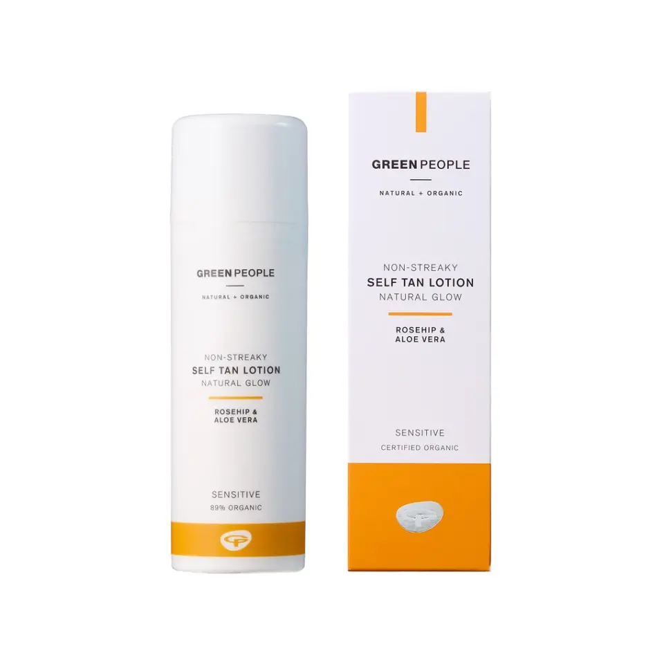 Green People self tan lotion with rosehip and aloe vera, 89% organic, sensitive formula.