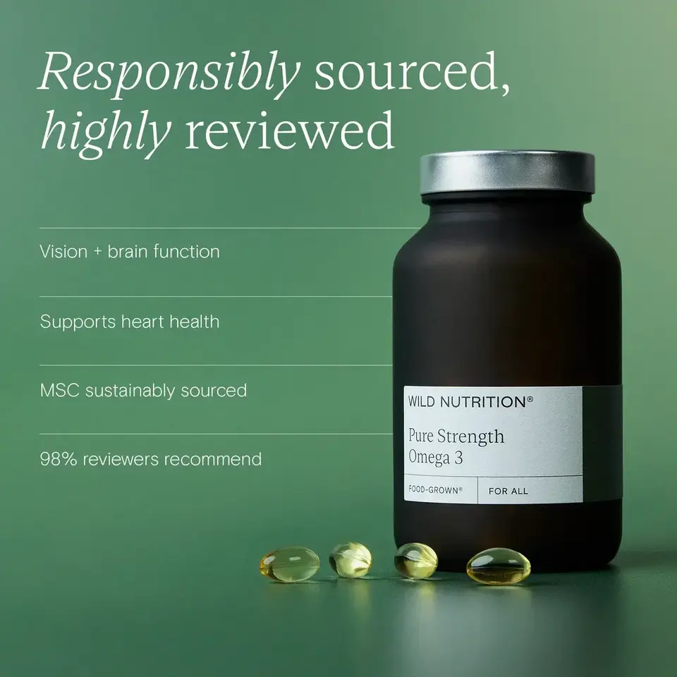 Omega 3 supplement bottle with capsules on green background. Text highlights benefits and sourcing.