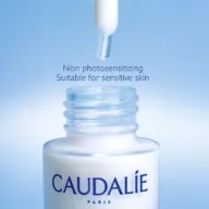 Dropper above Caudalie bottle with text: Non photosensitising, suitable for sensitive skin.
