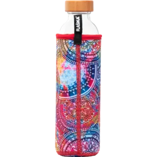 Glass bottle with a wooden cap in a colourful, patterned sleeve with a black "Flaska" label.