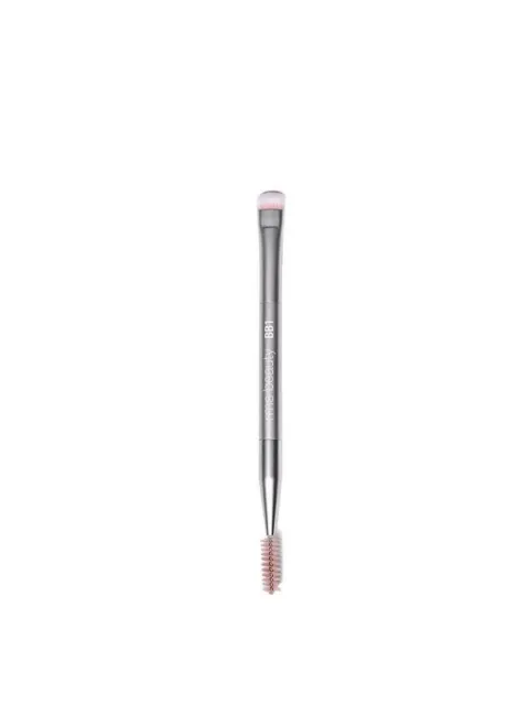 Dual-ended makeup brush with spoolie and blending brush, labelled "Model Beauty 181".