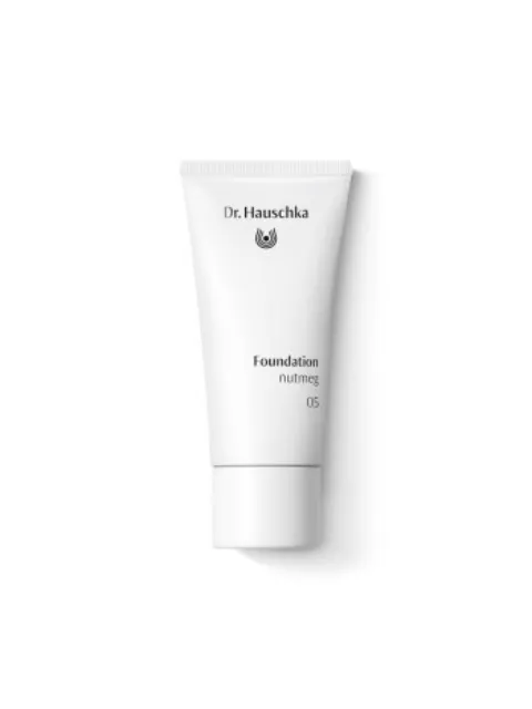 Dr. Hauschka Foundation tube, shade nutmeg 05, white background.